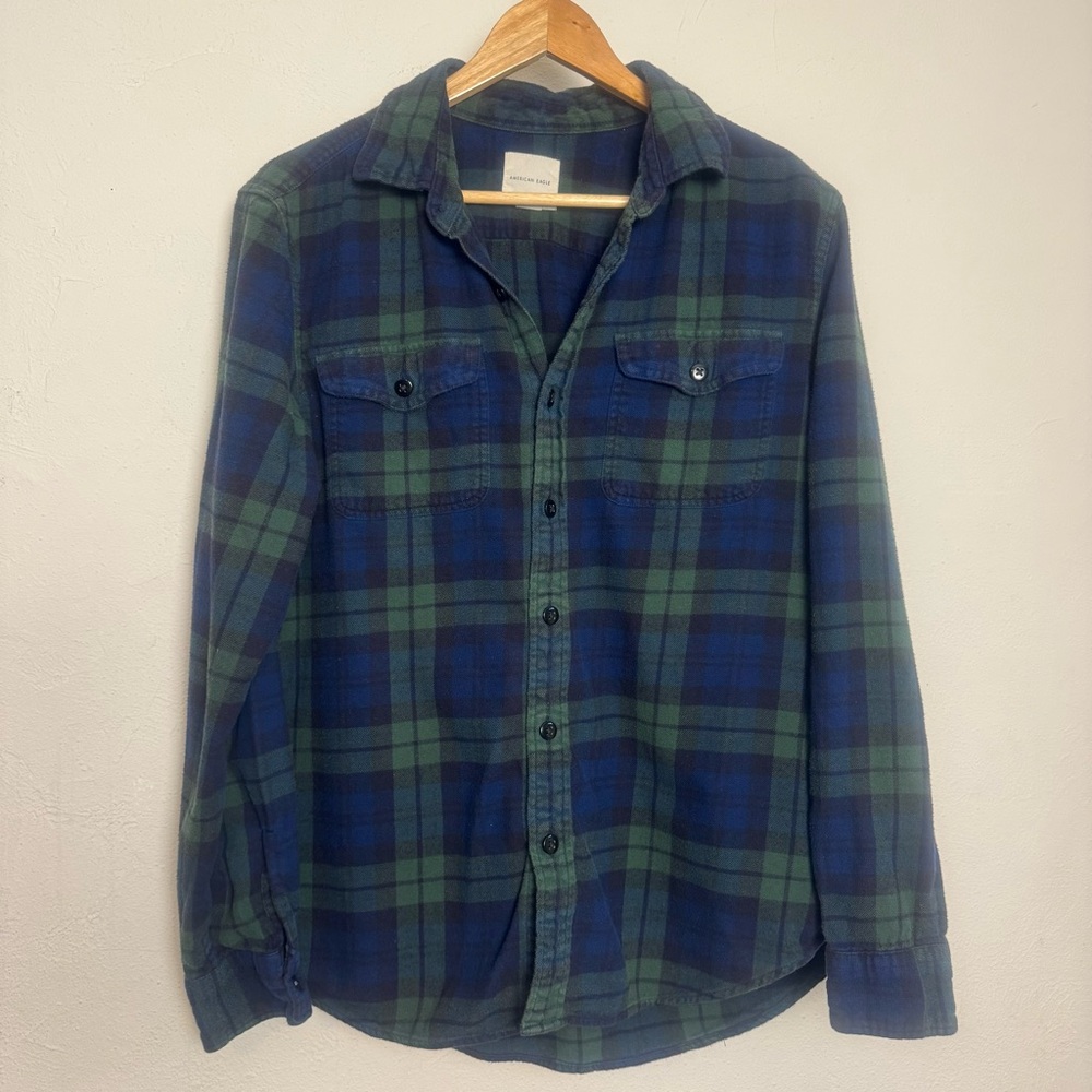 American Eagle Outfitters‎ Navy and Forest Plaid Flannel Long Sleeve Shirt